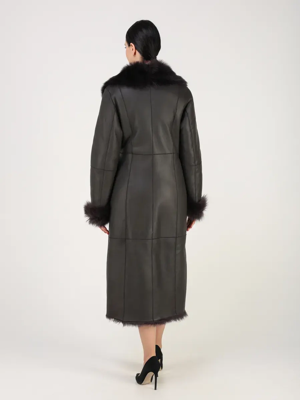 Дубленка зимняя натуральная длинная и теплая