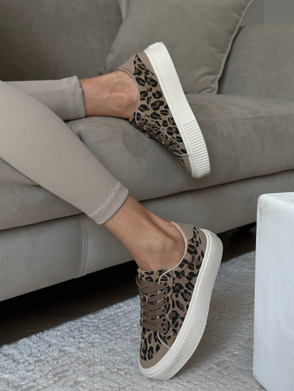 Кеды из натуральной замши