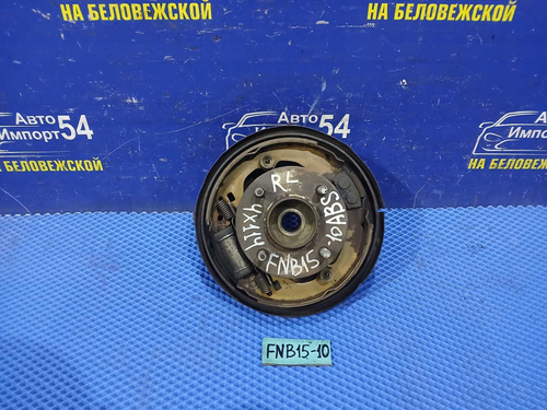 Ступица задняя левая NISSAN SUNNY 2000