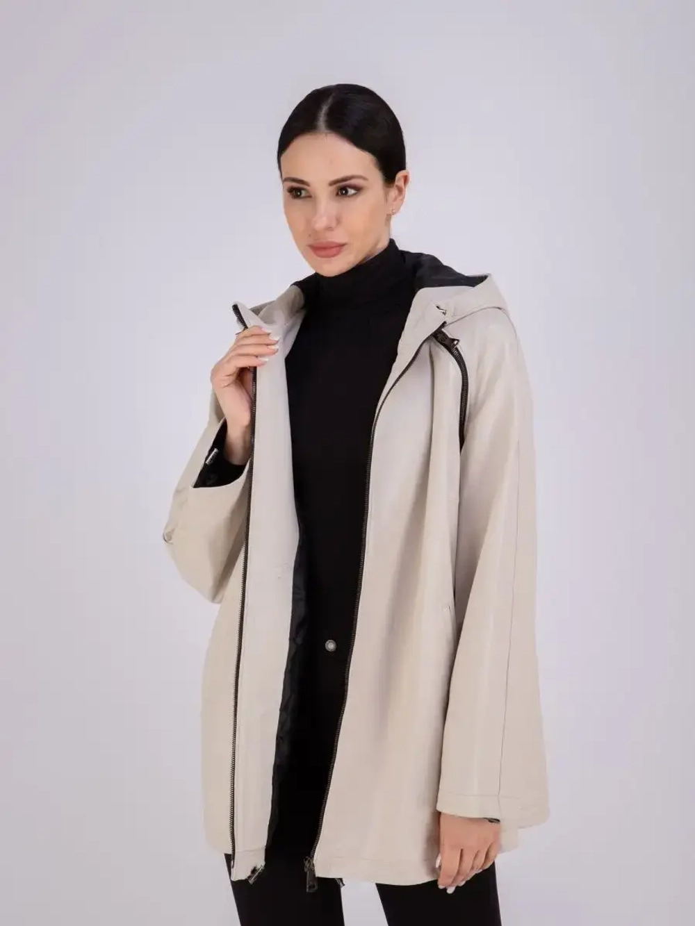 Куртка женская из натуральной кожи с капюшоном оверсайз