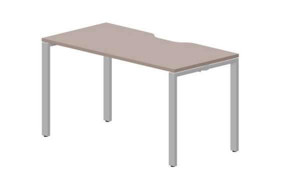 стол Strike 1380х680х750мм (с эргономичным вырезом)