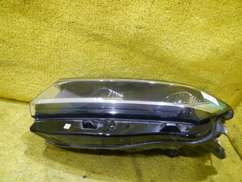 Фара левая VW Touareg 3 (2018-н.в.) LED