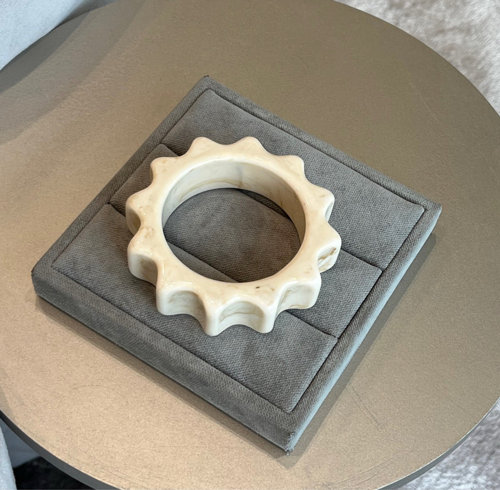 Акриловый браслет WAVE