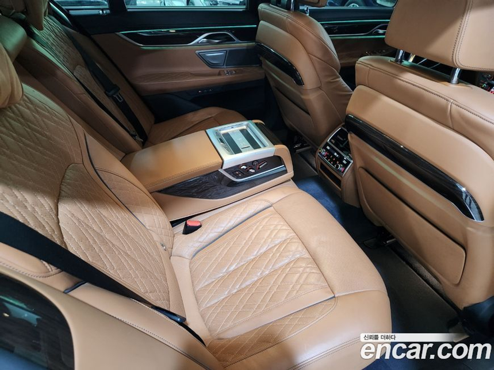 BMW 7 Series (G11) 745e i퍼포먼스 Design Pure Excellence (11.2019)