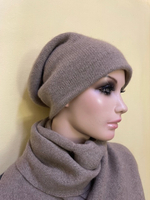 Шапка женская.