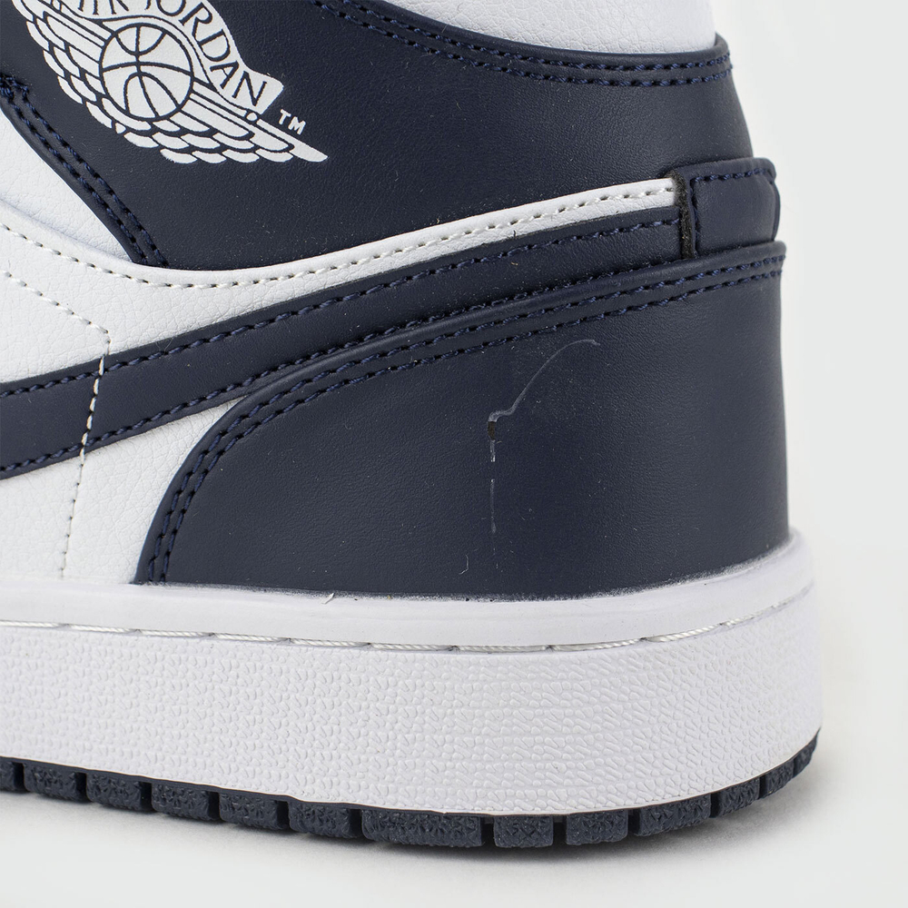 Кроссовки Nike Air Jordan 1 White / Metallic Gold / Obsidian