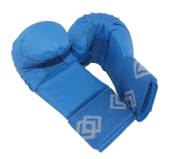 Накладки на кисть каратэ WKF DAEDO (красный/ синий)
