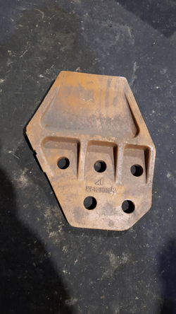 Бокорез Komatsu PC400 правый 208-70-34170