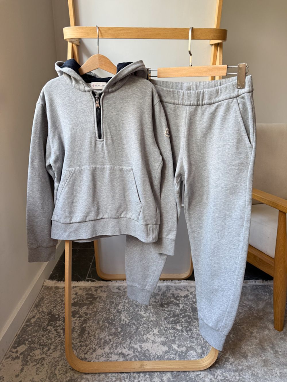 Костюм Moncler, 152