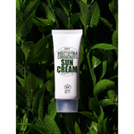 Солнцезащитный крем Derma Factory Houttuynia Cordata 65% Sun Cream 50 гр