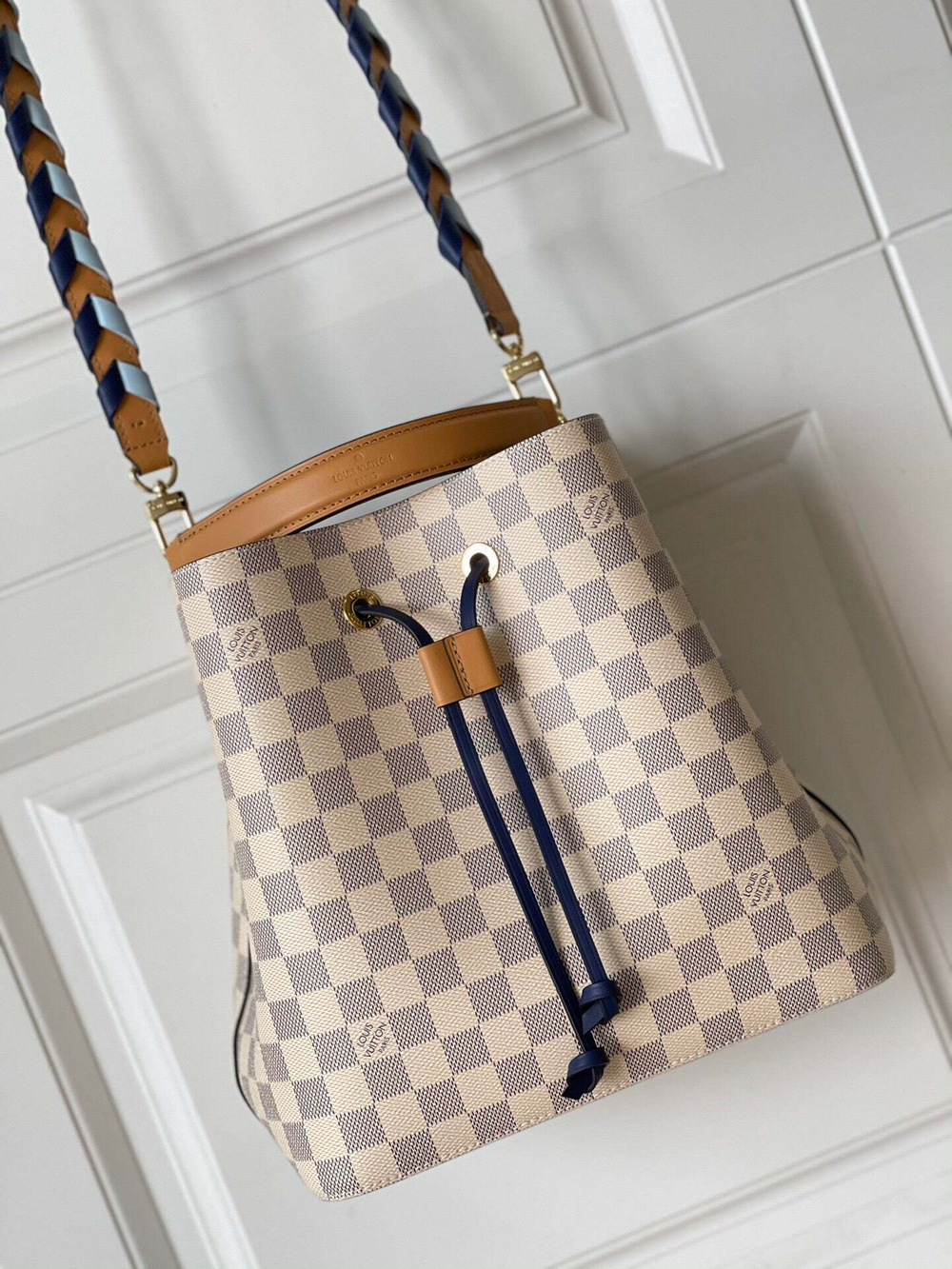 Louis Vuitton NeoNoe MM