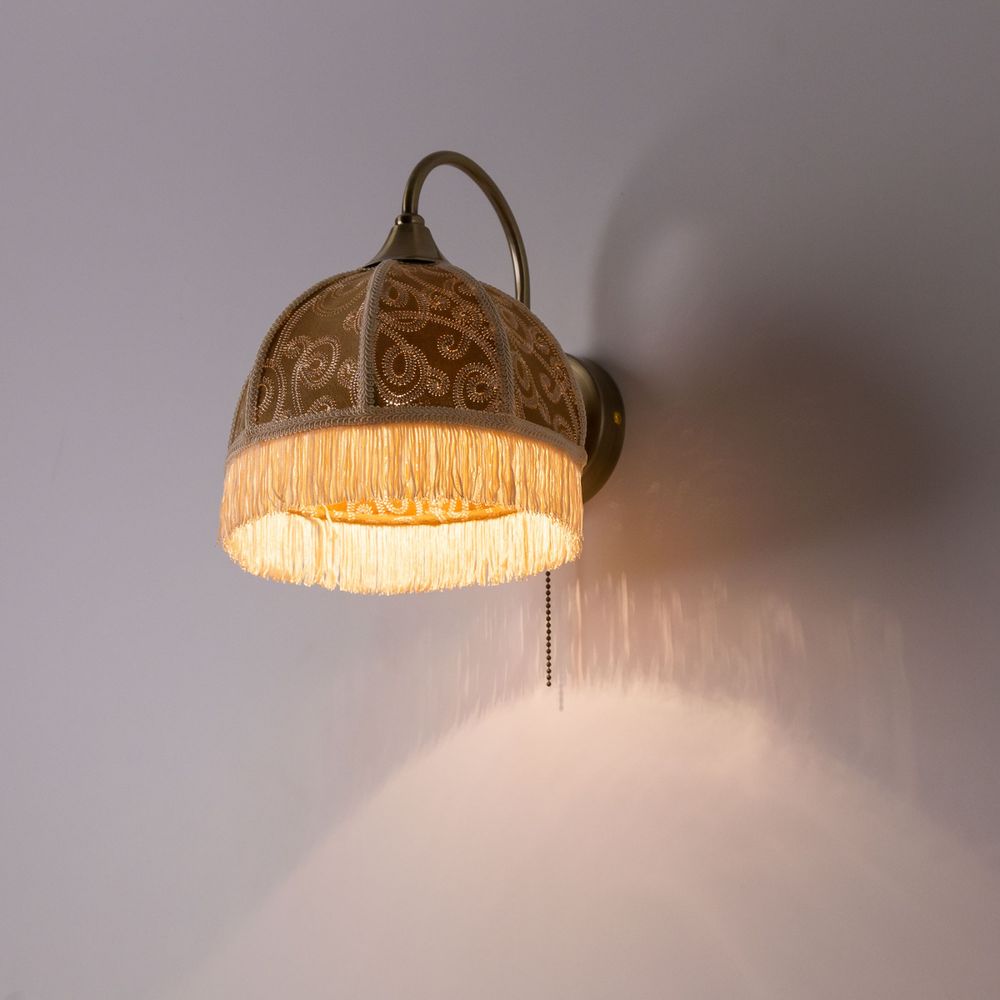 Citilux Базель CL407315 Бра с абажуром Вышивка и выключателем