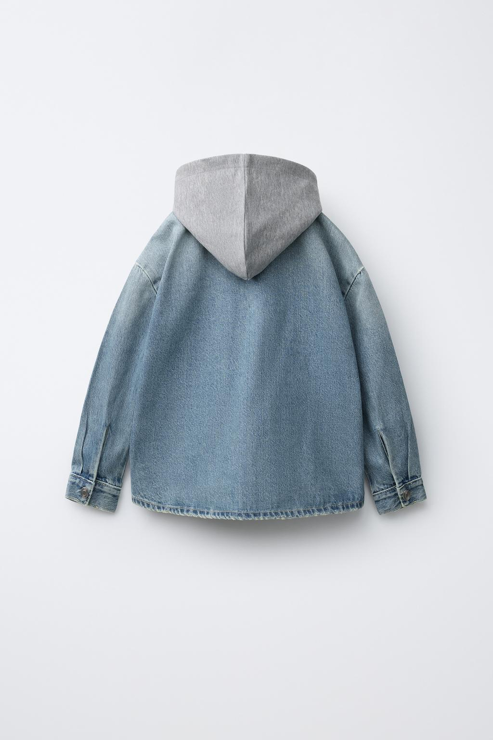 ZARA ДЖИНСОВАЯ КУРТКА-РУБАШКА СО СЪЕМНЫМ КАПЮШОНОМ, ВЫЦВЕТШИЙ СИНИЙ