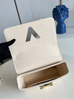 Louis Vuitton Twist MM