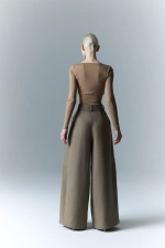 Брюки с защипами