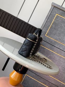 Chanel Bag 19 cm