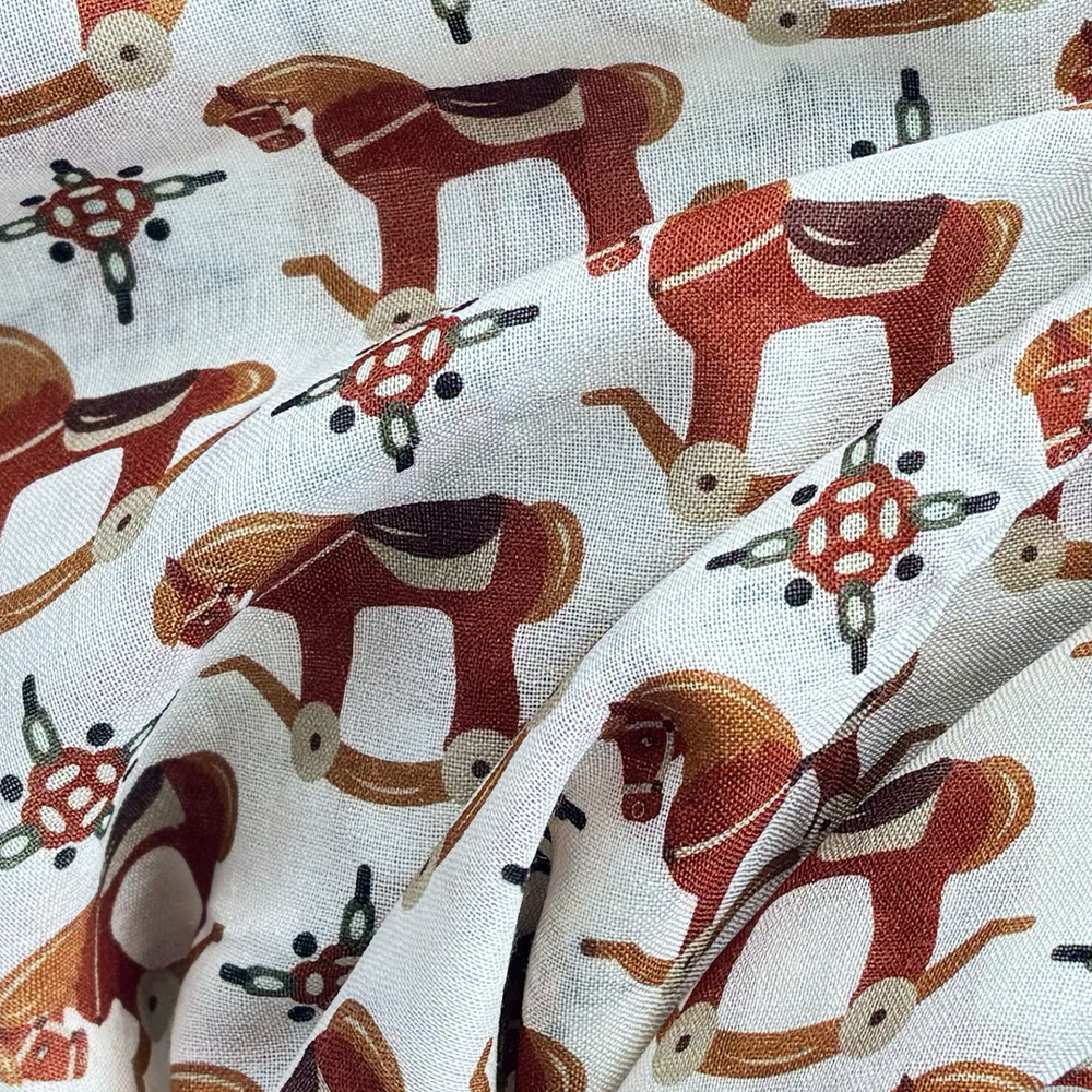 Шаль 120*120см, ЛОШАДКИ на белом