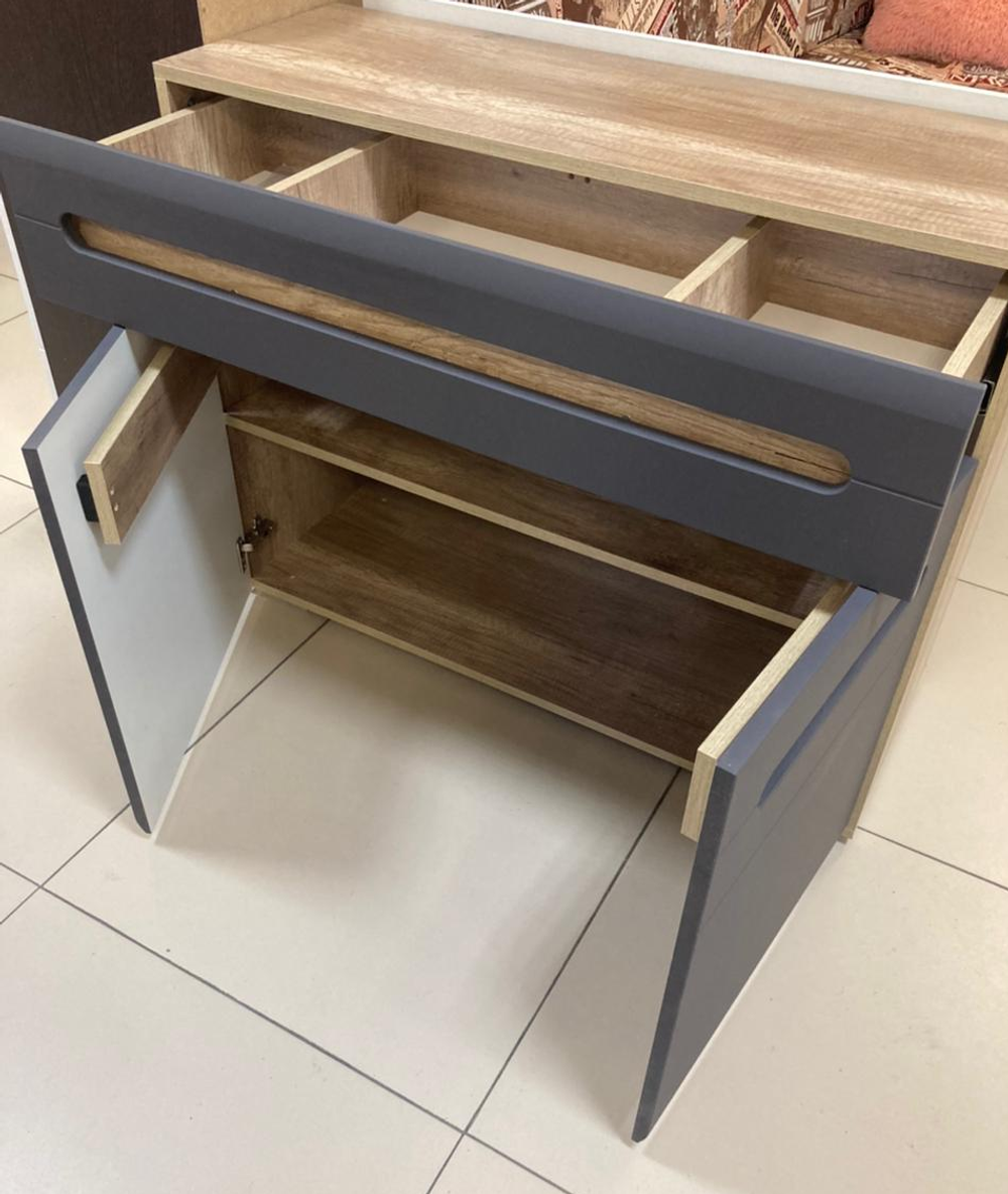 Тумба многоц наз. Наоми ТБ-18 дуб каньон/графит