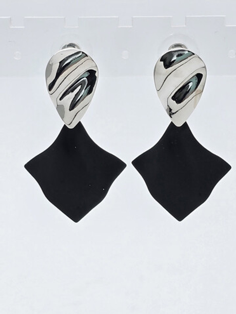 91003905 Серьги Selena