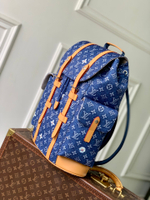 Louis Vuitton Christopher MM