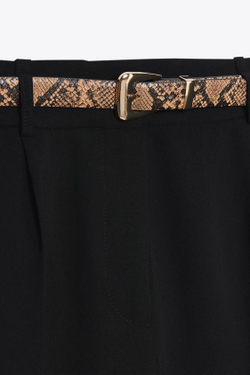ZARА БЕРМУДЫ С ЗАЩИПАМИ И РЕМНЕМ, ЧЕРНЫЙ