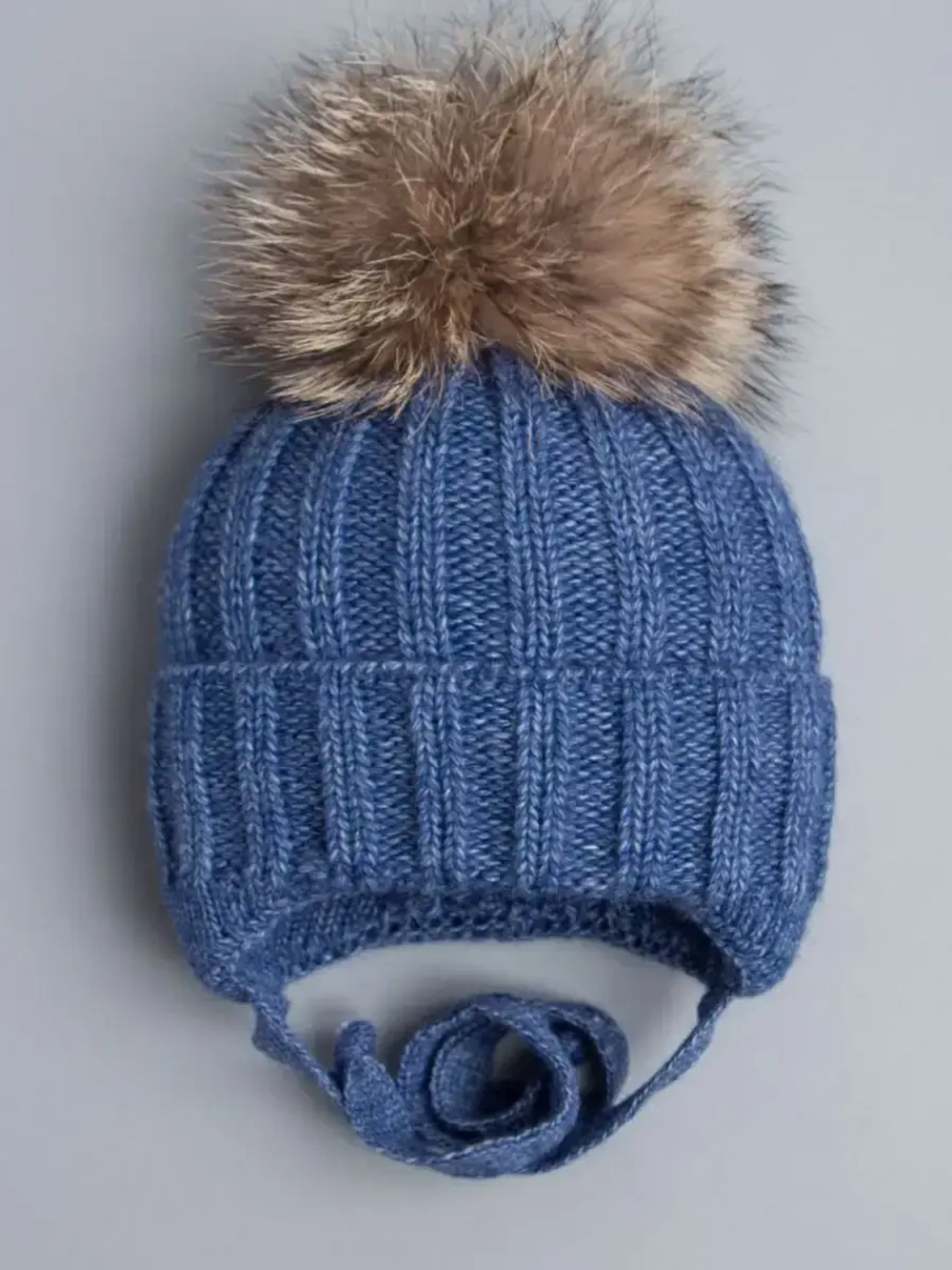 Шапка для мальчика зимняя с завязками