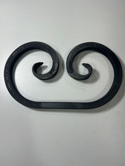 Кованый элемент вензель 160х270мм квадрат полнотелый 16х16мм