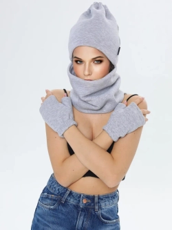 Шапка бини с начесом для хвоста, дред и кос