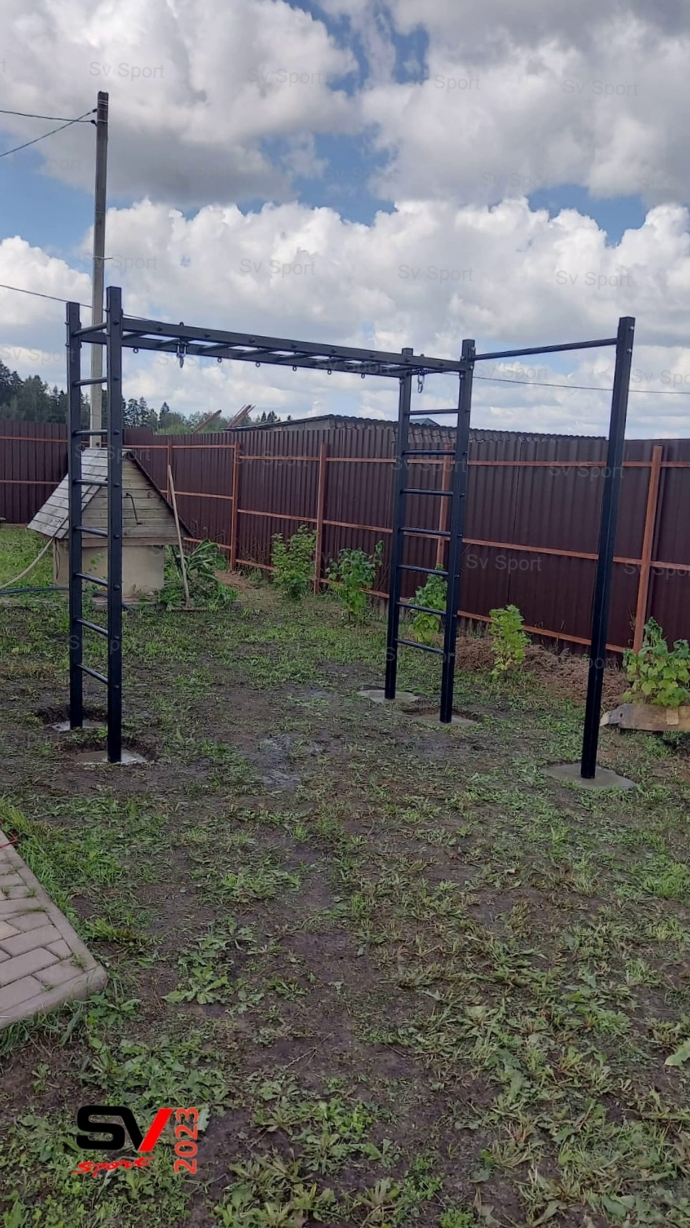 Монтаж уличной шведской стенки Sv Sport Рукоход (5 вертикальных столбов)
