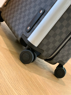 Louis Vuitton Horizon 55