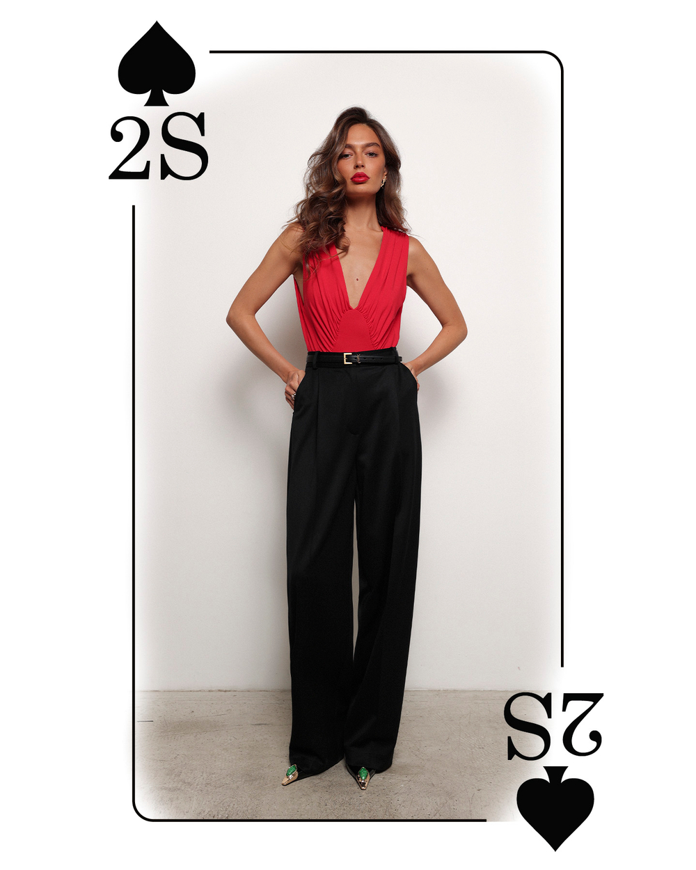 Брюки черные