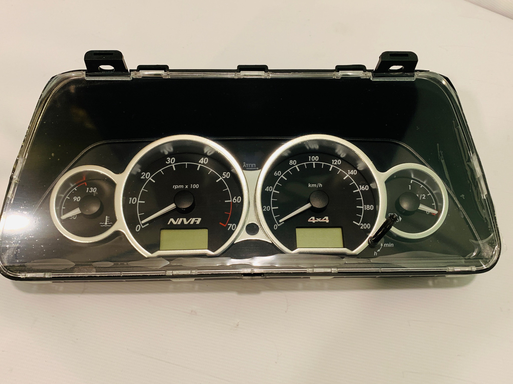 Комбинация  приборов (нового образца) Нива 4x4 / Шевроле/Тревел