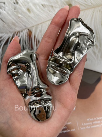 Пуговицы (пришивной элемент) серебристые Скиапар. Лицо