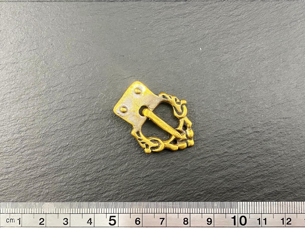 Пряжка. Англо-саксы, 10-11 век.