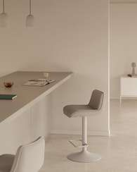 Барный стул Zenda 64-86 см, бежевая синель, белая ножка