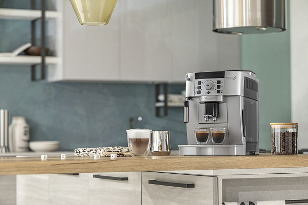 DeLonghi Magnifica ECAM 22.110.SB White