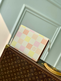 Louis Vuitton Toiletry Pouch 26