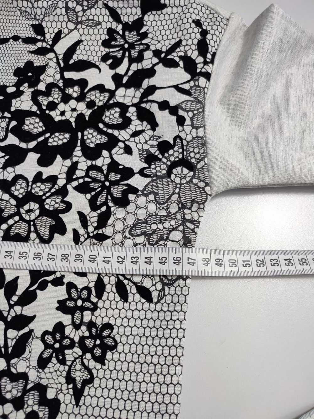 Джемпер Ostin светлый 42 размер