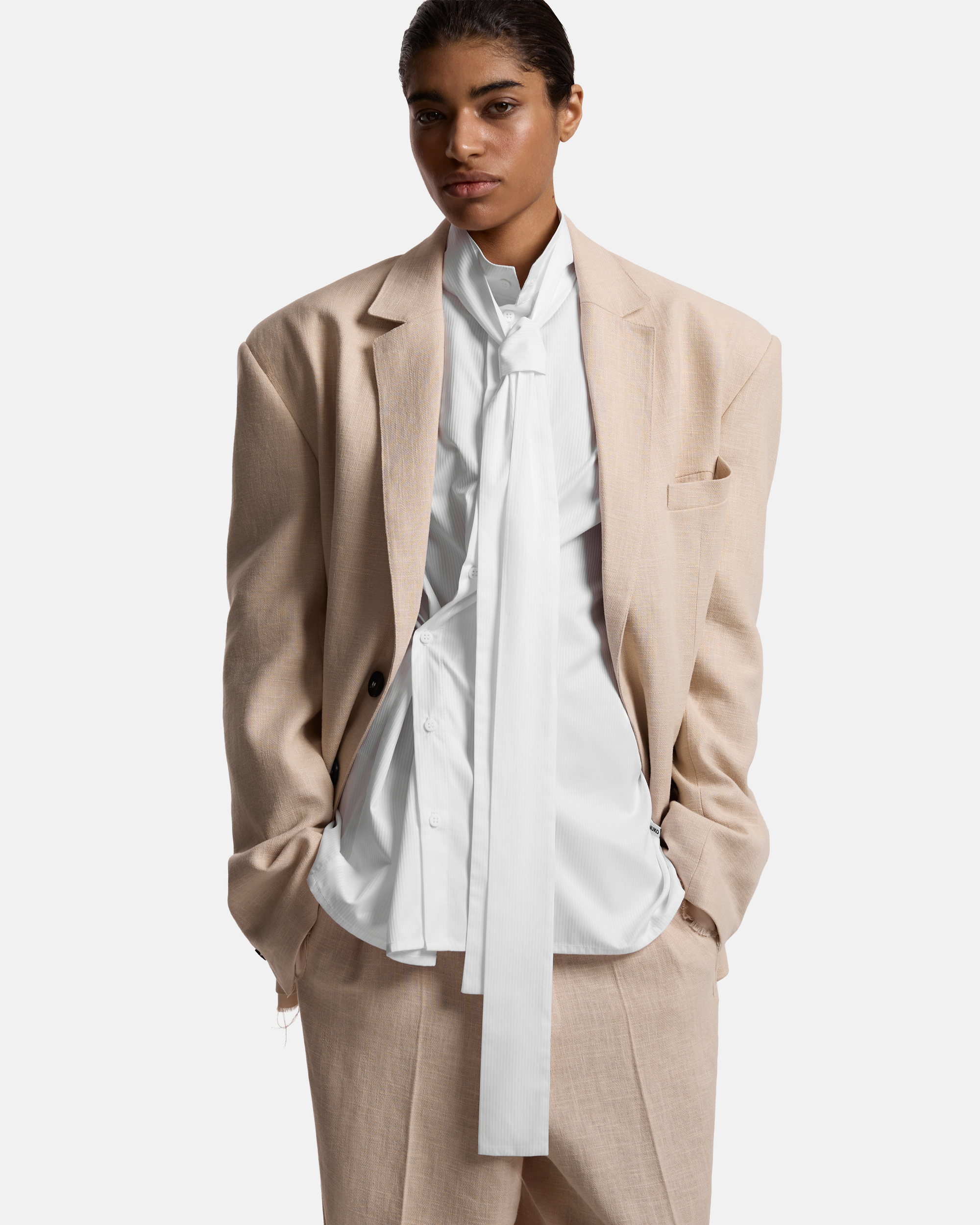 СТРОГИЙ ПИДЖАК ИЗО ЛЬНА