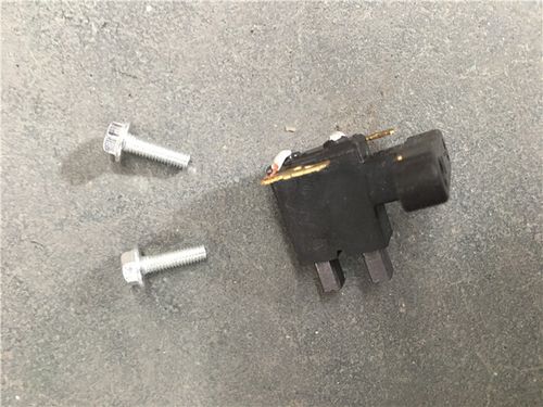 Щеткодержатель с щетками TSS DGW 5.0/200E-R /Bruch