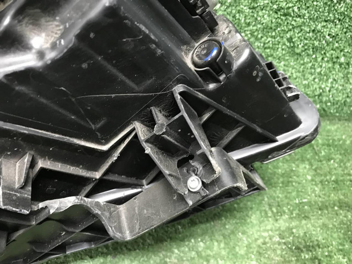 Битая Фара левая Geely Emgrand 2 (2021-н.в.) LED