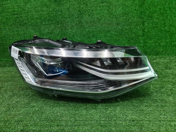 Фара правая VW Caddy 5 (2020-н.в.) LED