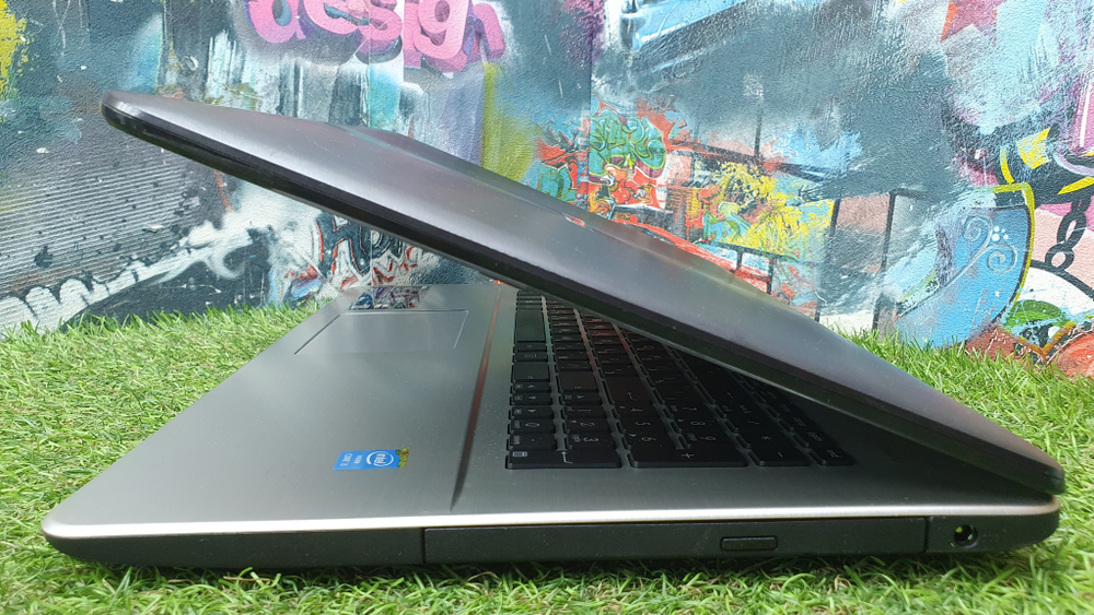 17.3" Ноутбук ASUS 4 ядра покупка/продажа