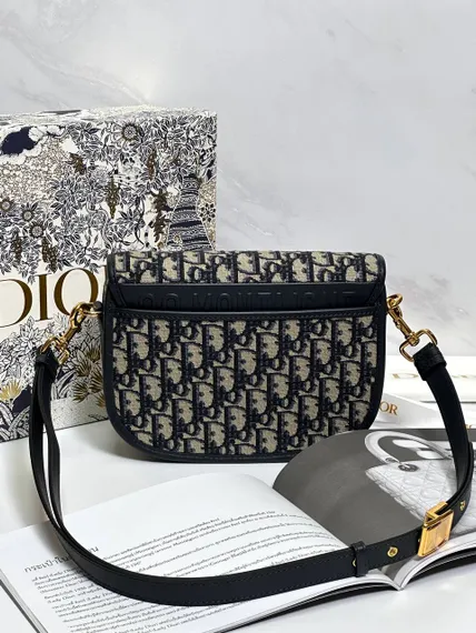 Сумка Dior Bobby синий жаккард Oblique