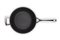 Le Creuset - Вок PRO с антипригарным покрытием 26см / артикул   51104260010202  / GTIN 630870273206