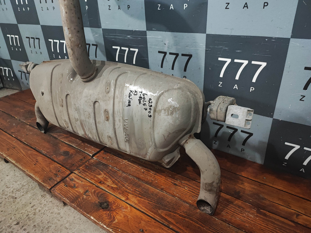 Глушитель Tiguan 2, Karoq 16-нв Б/У Оригинал 5Q6253611ag