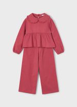 пуловер с брюками