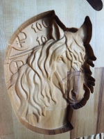 Подарочная разделочная доска "Денежная лошадь" 28,5*19см