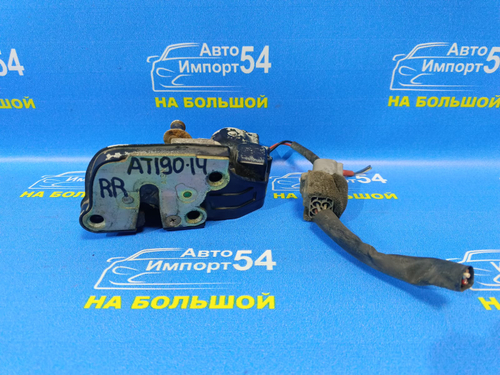 Замок двери задней правой TOYOTA CARINA E 1995