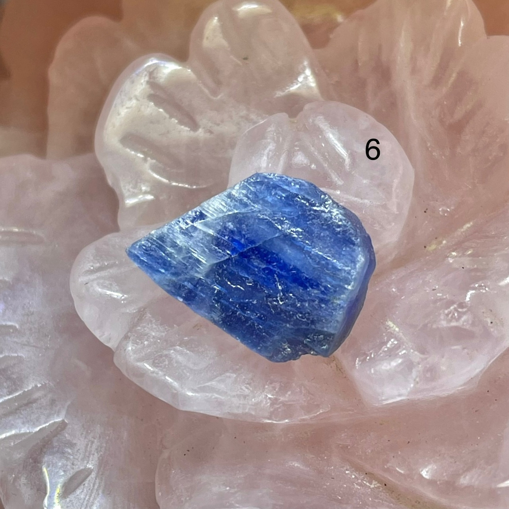 49780 Кианит Бусина капля 13*18мм